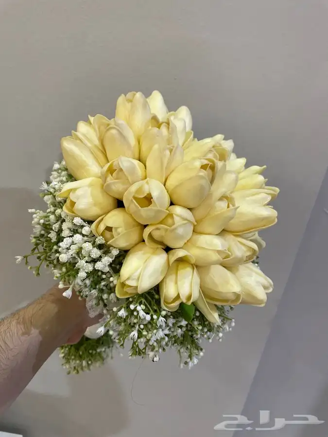 مسكة عروسة زواج ورد صناعي فاخر 1