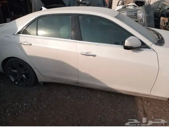 كاديلاك CTS الموديل 2014 4