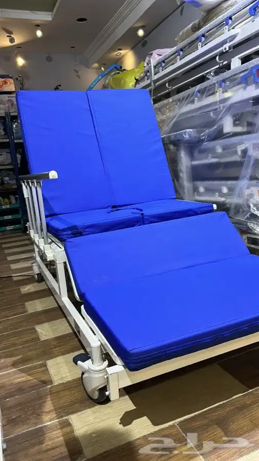سرير طبي كهربائي يتحول لكرسي 1