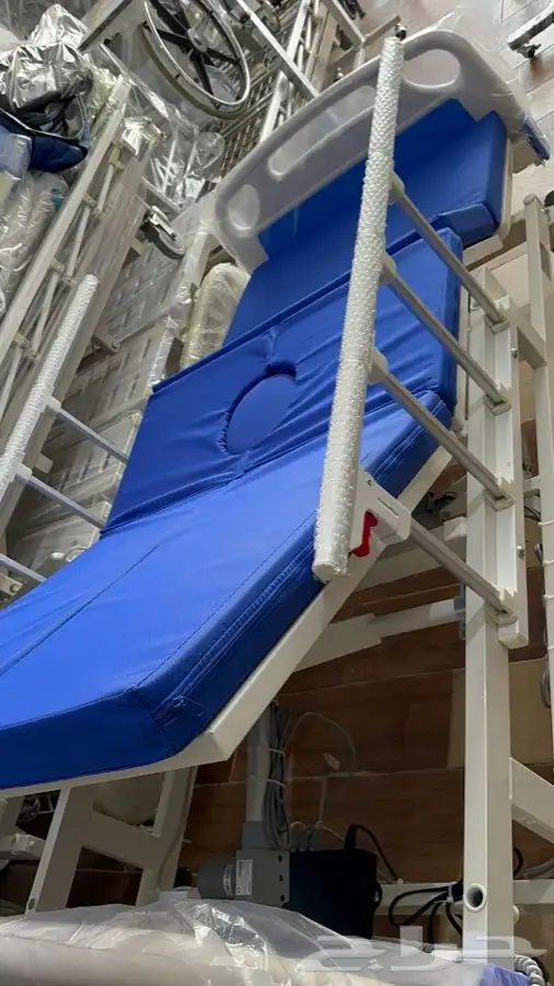 سرير طبي كهربائي يتحول لكرسي 15