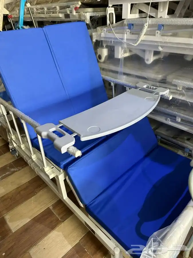سرير طبي كهربائي يتحول لكرسي 21