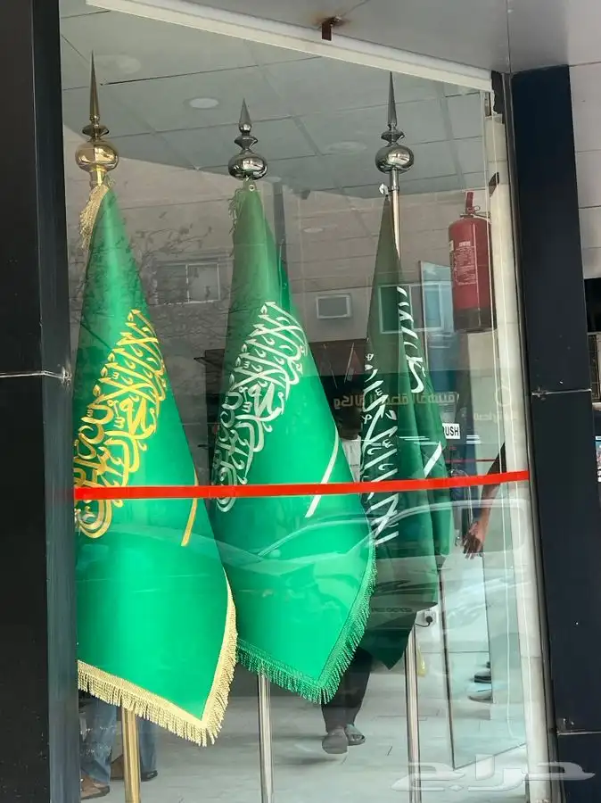 طباعة اعلام مكتبي طباعة شعار لوقو 1