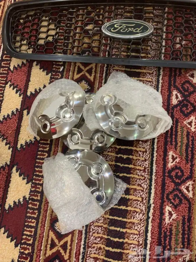 اكواب بوليسي فورد فكتوريا 0