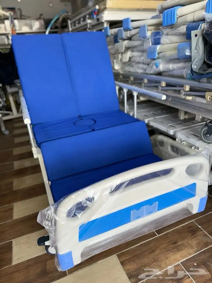 سرير طبي كهربائي يتحول لكرسي 2