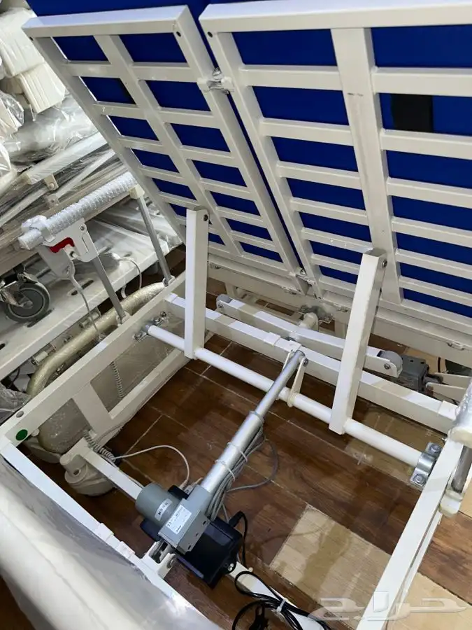 سرير طبي كهربائي يتحول لكرسي 6