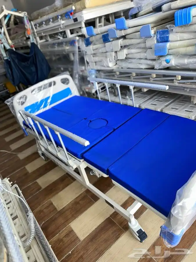 سرير طبي كهربائي يتحول لكرسي 11