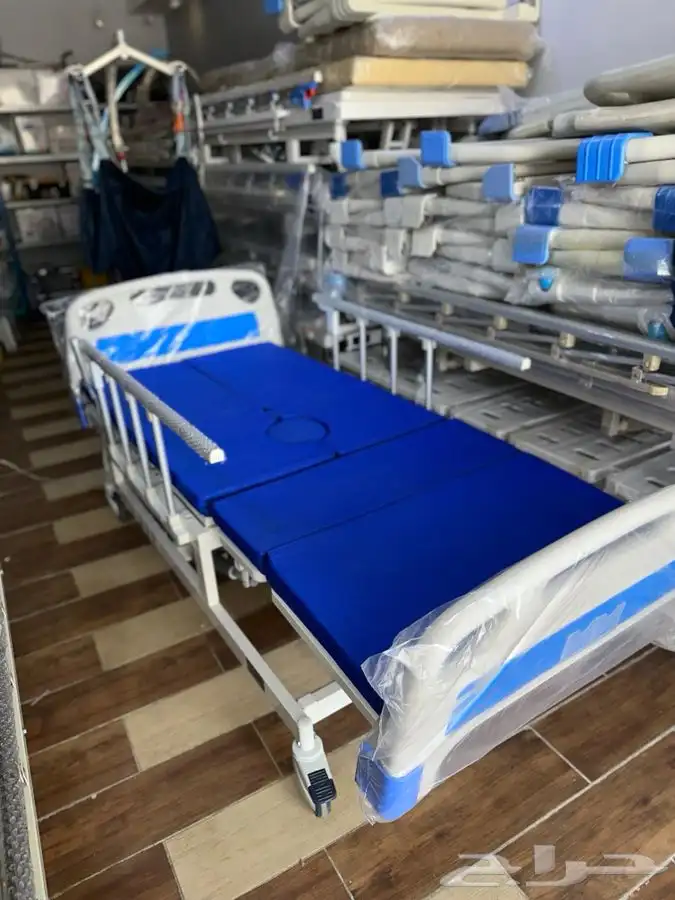 سرير طبي كهربائي يتحول لكرسي 10