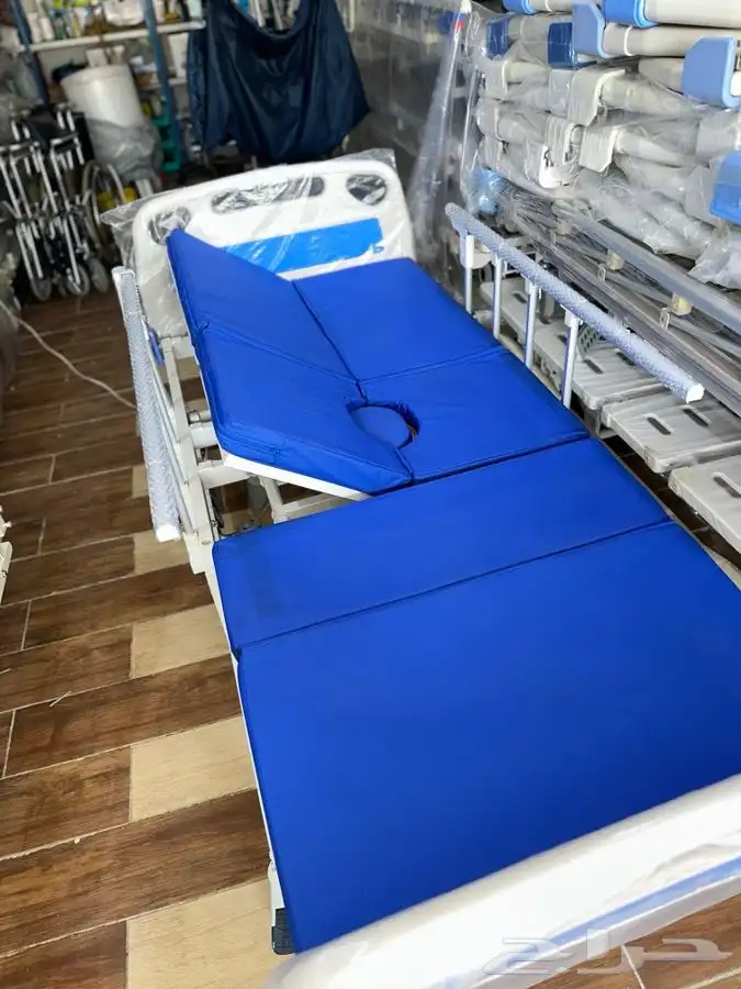 سرير طبي كهربائي يتحول لكرسي 19