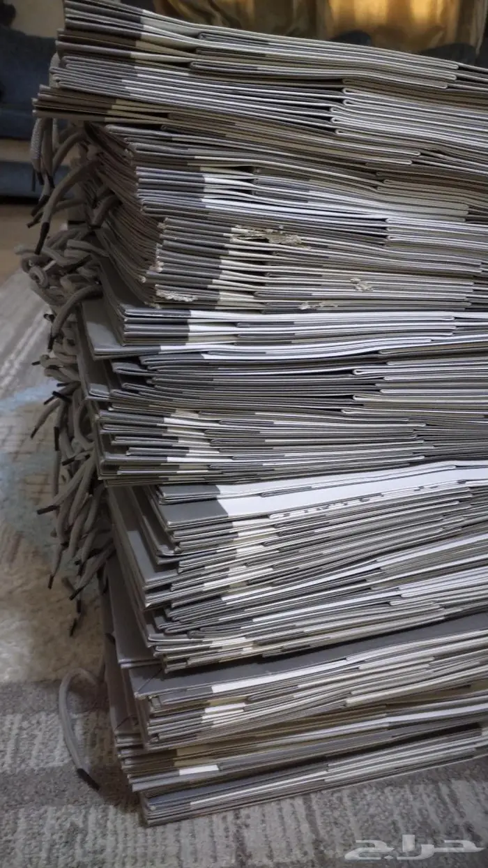 للبيع أكياس هدايه واكياس تخزين الفساتين وازرار منوعه 3