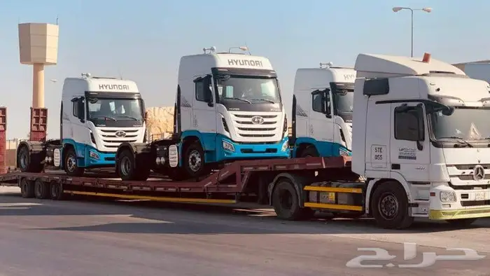شاحنات روس تريلا 4x2 جديد HYUNDAI 8