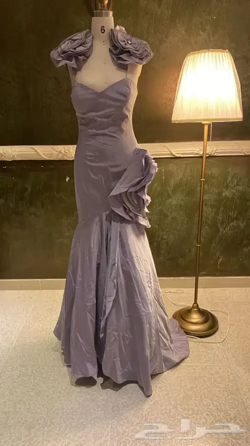 فساتين جديدة للبيع ع 300 ريال ققط 35