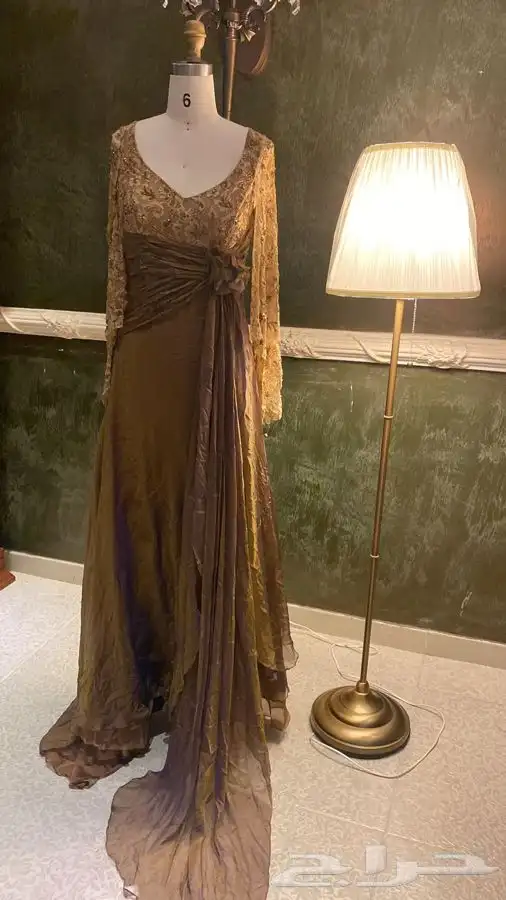 فساتين جديدة للبيع ع 300 ريال ققط 28