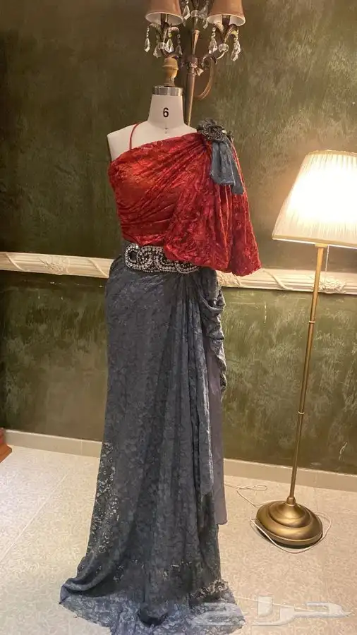 فساتين جديدة للبيع ع 300 ريال ققط 6