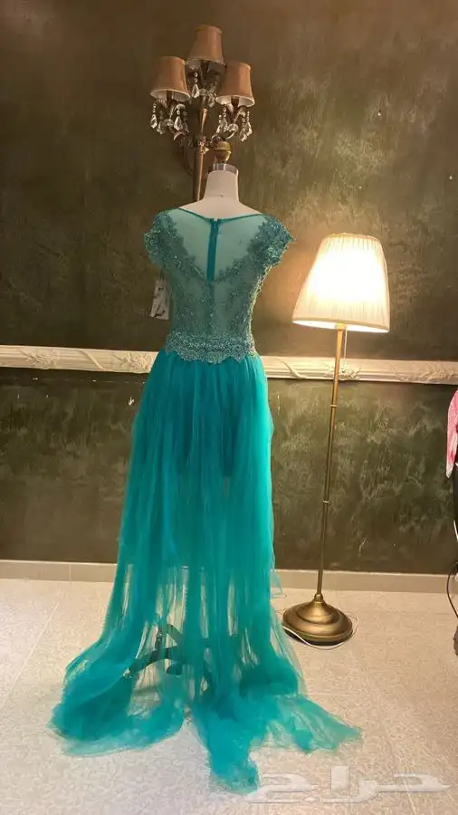 فساتين جديدة للبيع ع 300 ريال ققط 17