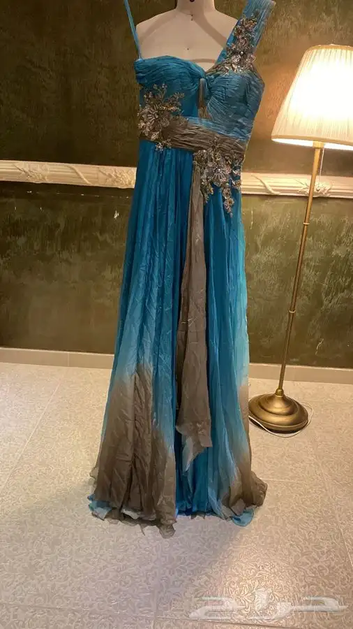 فساتين جديدة للبيع ع 300 ريال ققط 11