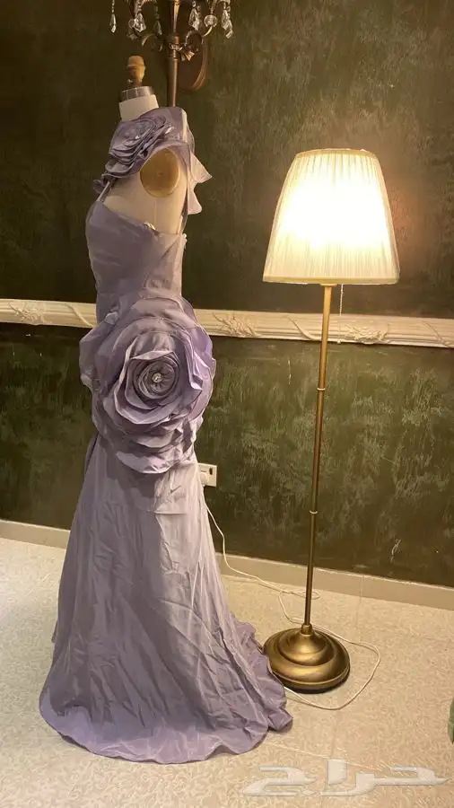 فساتين جديدة للبيع ع 300 ريال ققط 34