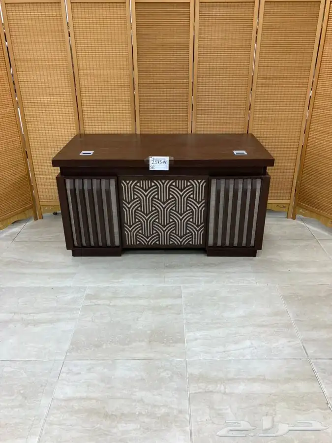 مكاتب مع سكرتاريه وادراج 1