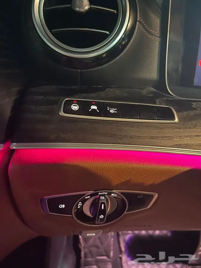 مرسيدس E300 AMG 2018 ثلاث ازرار خليجيه 12