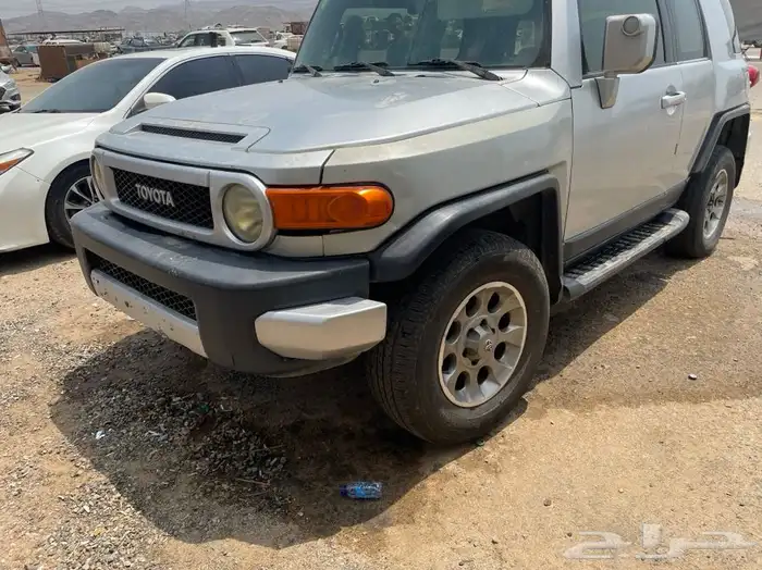 جيب تويوتا اف جي FJ تشليح بيع قطع غيار فقط 1