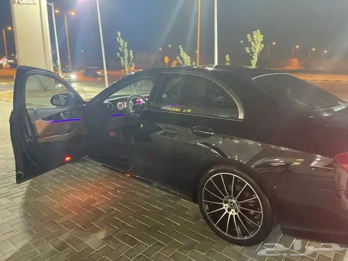 مرسيدس E300 AMG 2018 ثلاث ازرار خليجيه 6
