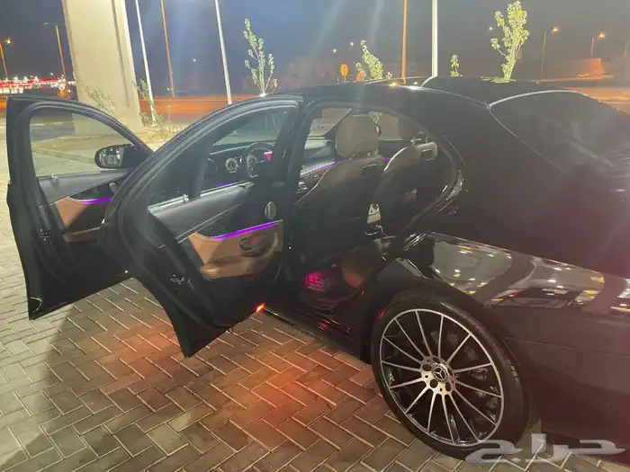 مرسيدس E300 AMG 2018 ثلاث ازرار خليجيه 7
