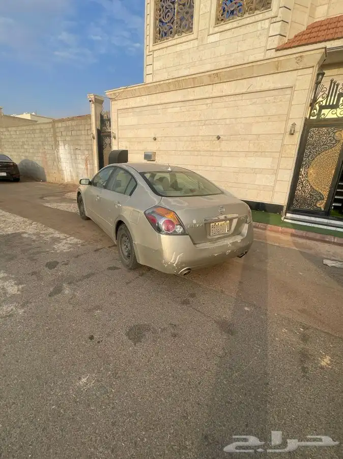 حايل التيما للبيع موديل 2009 3