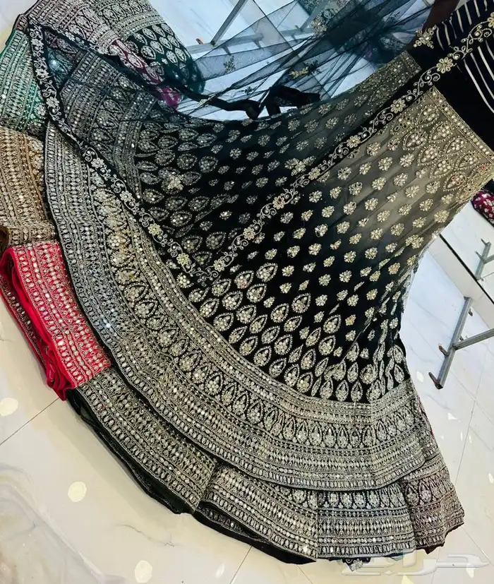 ملابس 11