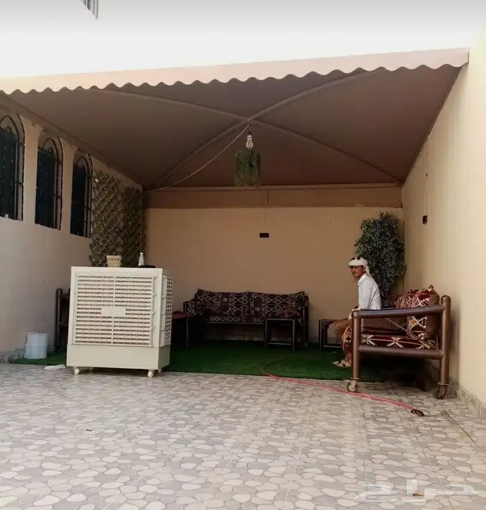 مضلات برجولات جلسات خارجيه سواتر ديكورات ترميمات شامله 62