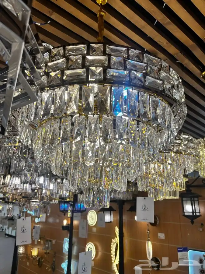 نجف ثريات 33