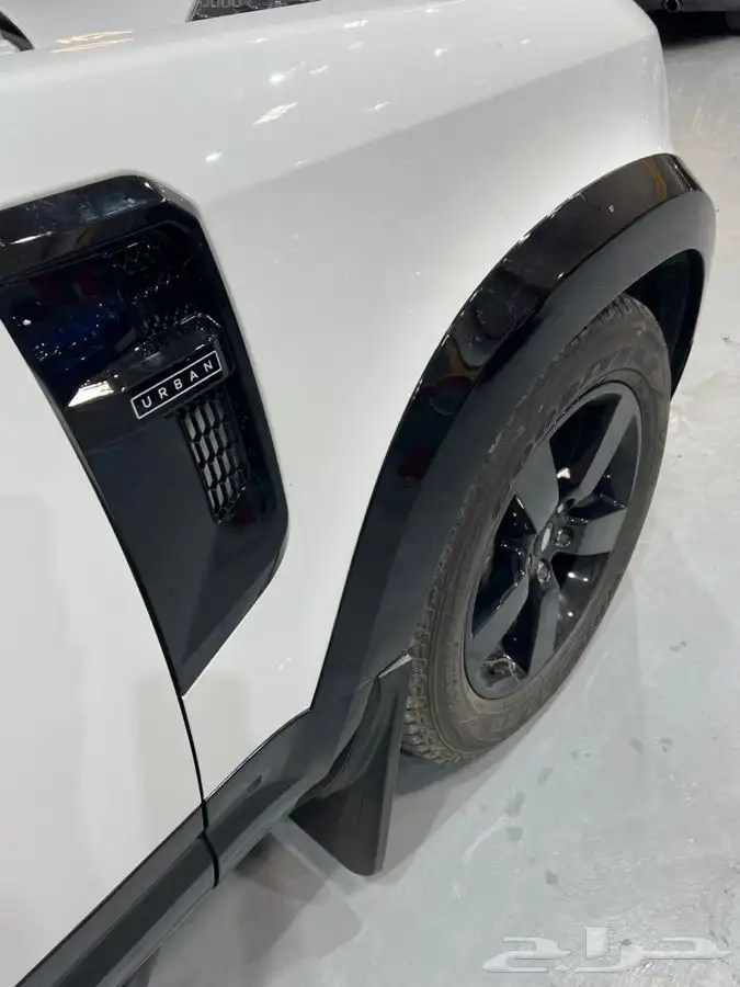 فتحات جانبية اوربن لاند روفر ديفندر 1