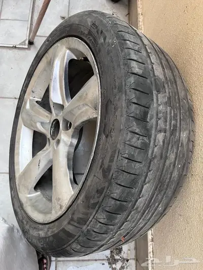 لكزس جي اس 0