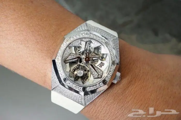 ساعات هوبلت square bang واديمارس 2023 21