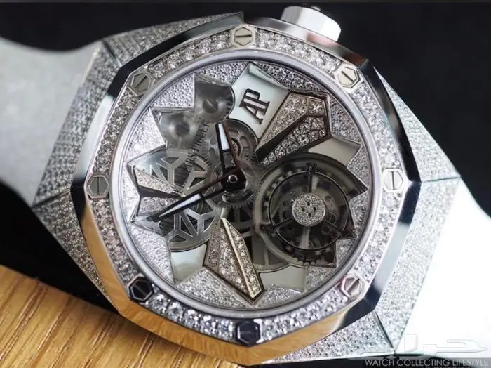 ساعات هوبلت square bang واديمارس 2023 22