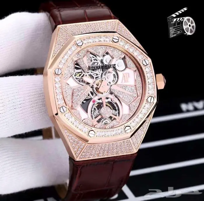 ساعات هوبلت square bang واديمارس 2023 24