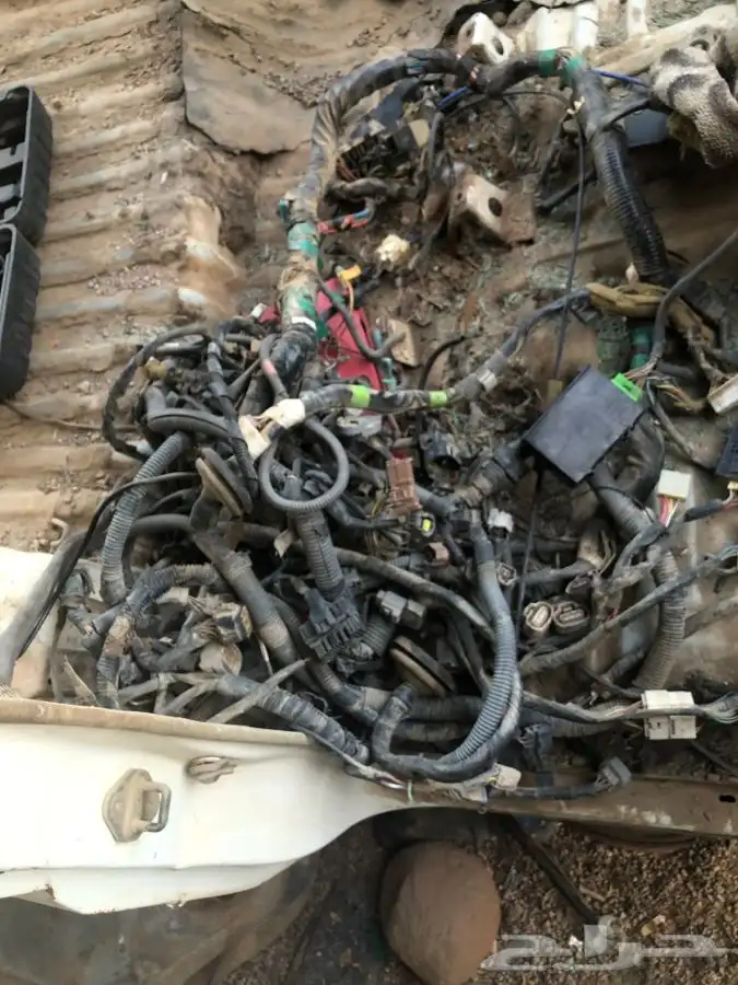 قطع جيب صالون من 97 وتحت بودي وداخليه وظفيره 14