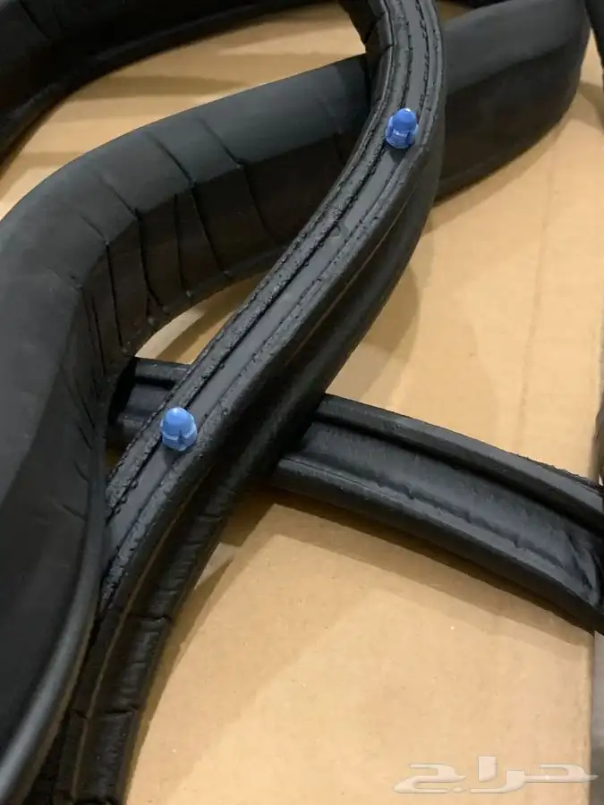 طقم ربلات هواء امامية كابرس 77-90 2