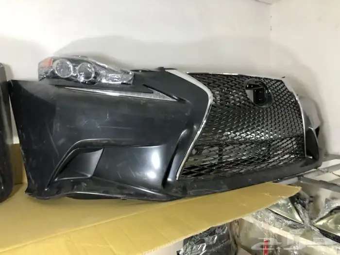 قطع غيار لكزس 24