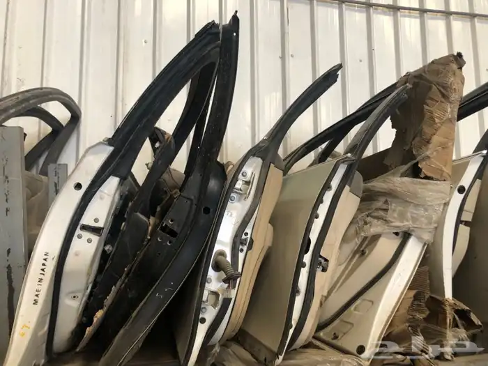 قطع غيار لكزس 28