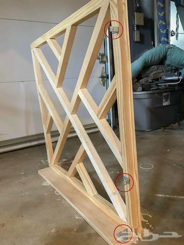 تفصيل ابواب وديكورات 8