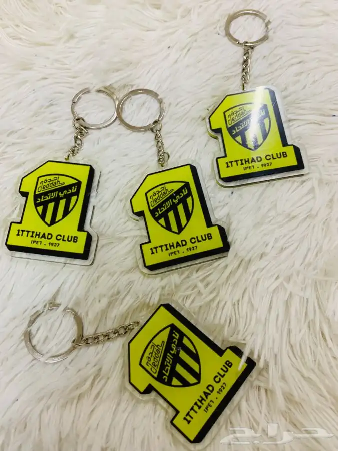 ميدالية الهلال النصر الاتحاد 2