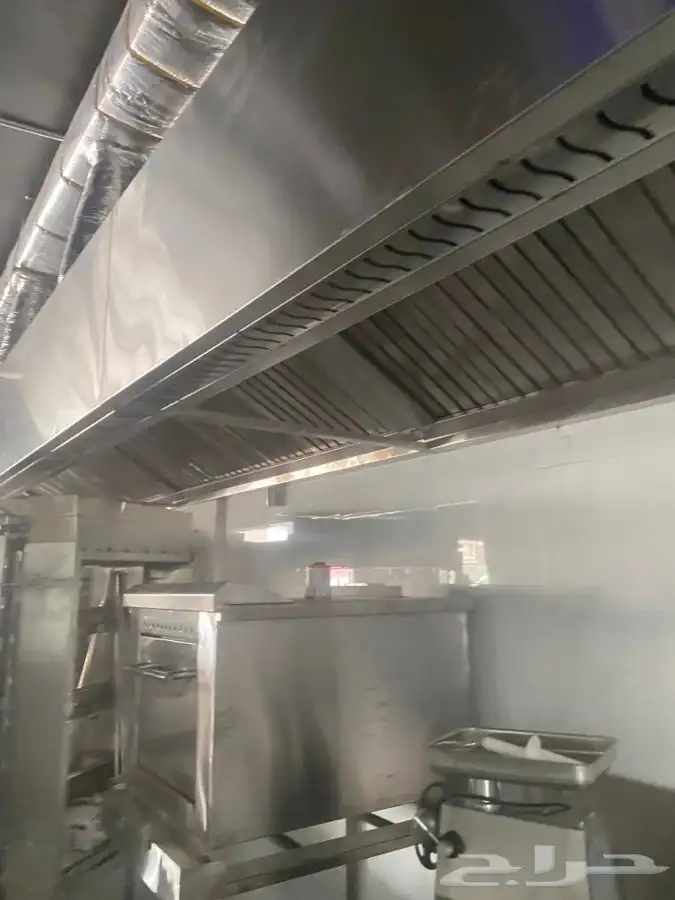 تركيب وتفصيل مداخن وهودات مع التمديد ستانلس ستيل 23