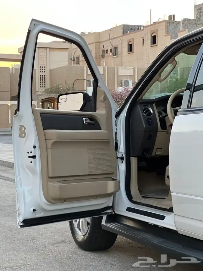 (( تم البيع ))فورد اكسبيدشن 2013 ممشى 187 الف 53