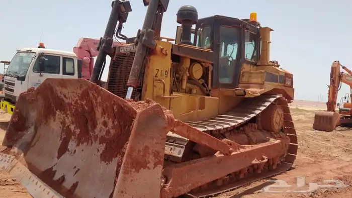 مقاولات عامة تسوية اراضي دفن ترحيل مخلفات bulldozer 9