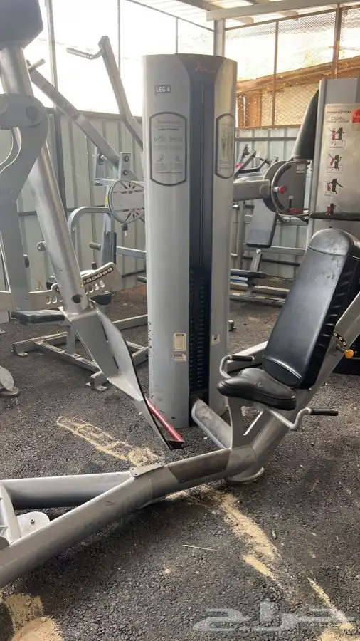 اجهزة ارضيات اكسسوارات اندية رياضية جديد و مستعمل 12