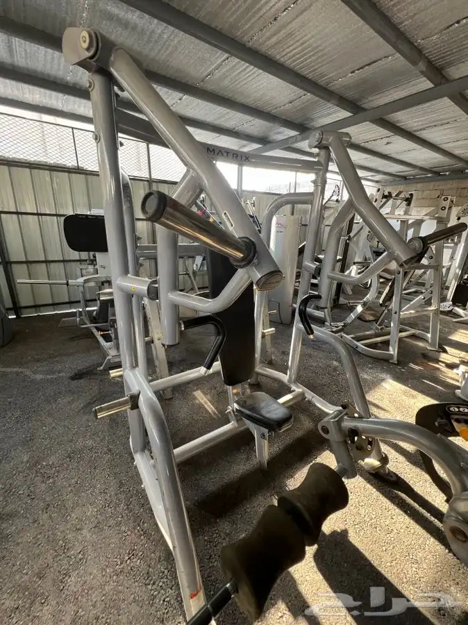 اجهزة ارضيات اكسسوارات اندية رياضية جديد و مستعمل 22