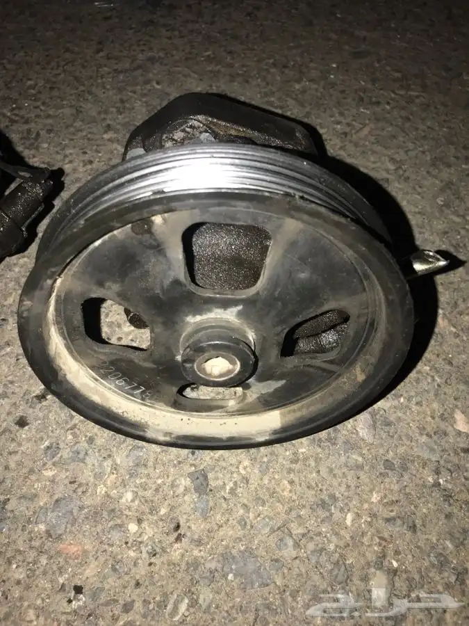 للبيع قطع كابرس 2006 V8 6