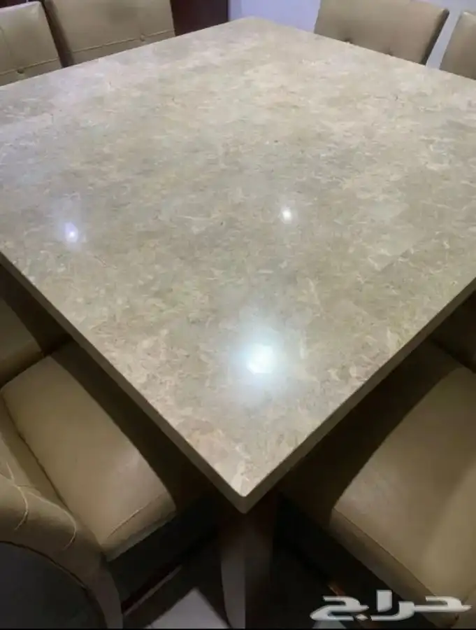 طاولة طعام 8 اشخاص 5