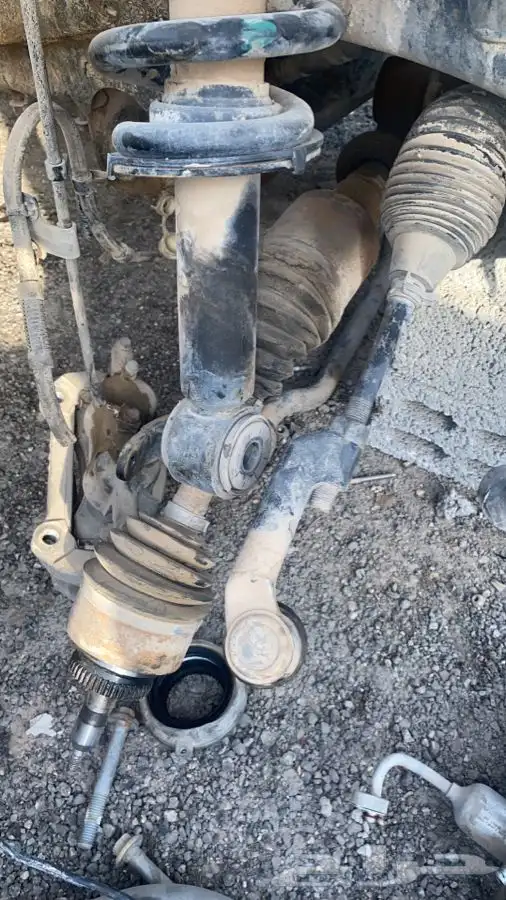 مندوب قطع غيار تشليح تشاليح الحاير والسلي 29