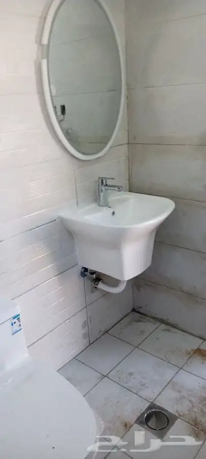 سباك موجود سياره 11