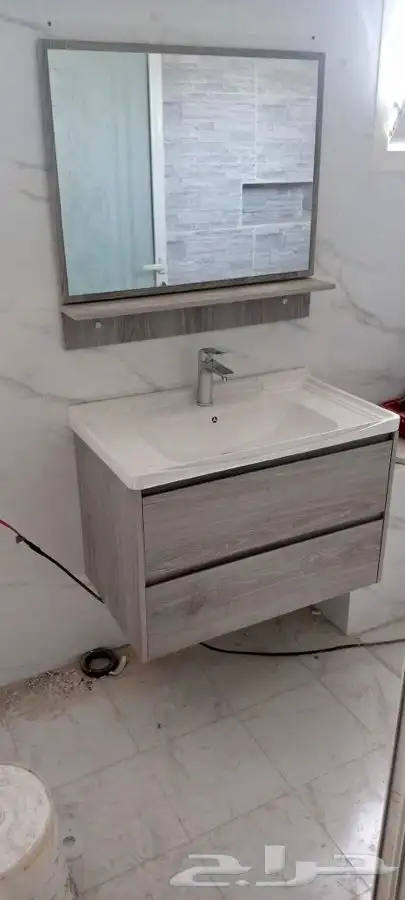 سباك موجود سياره 10